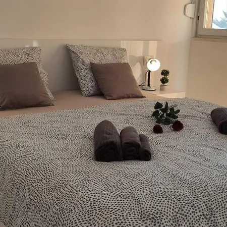 Julia Apartmán